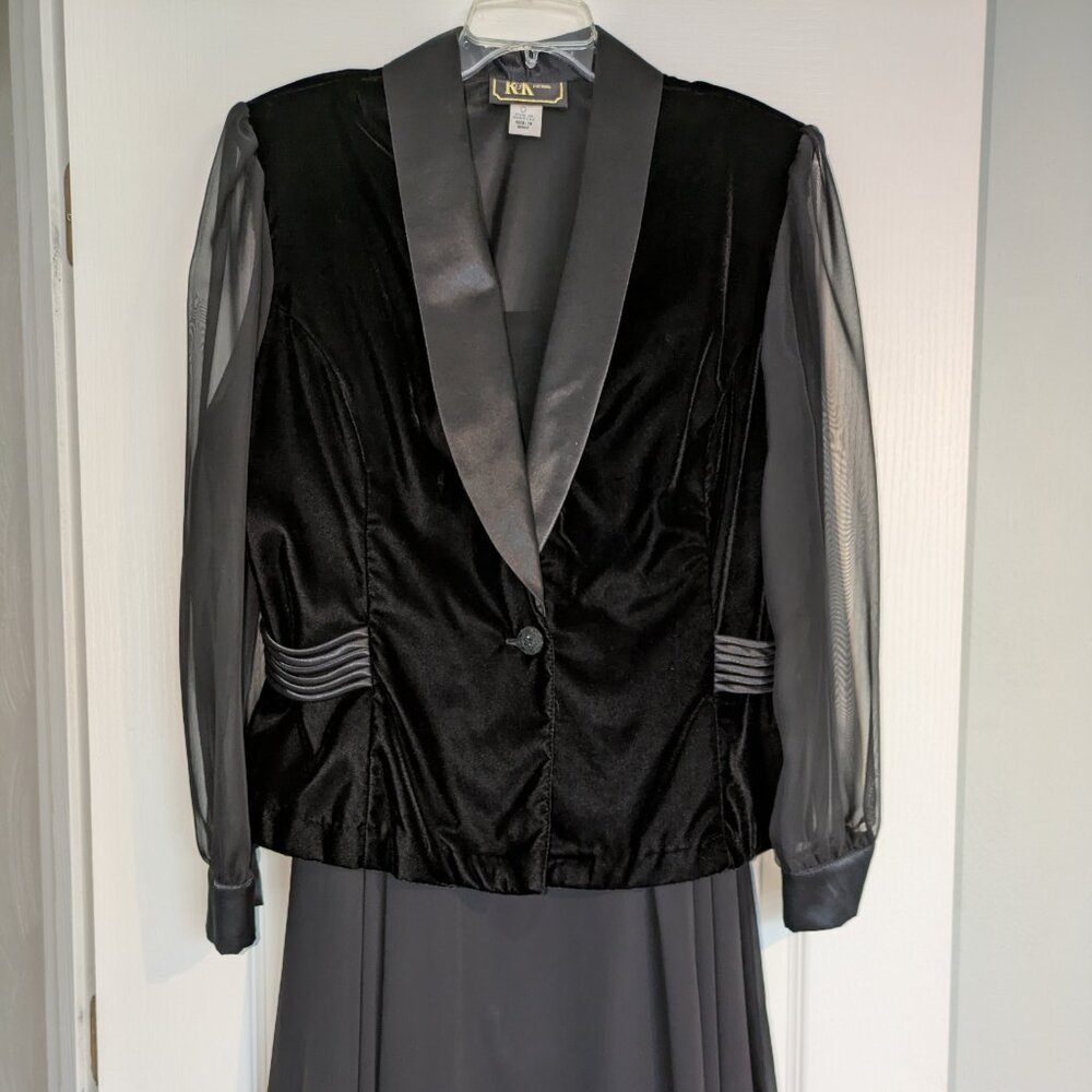 Velvet 2 piece suit below knee